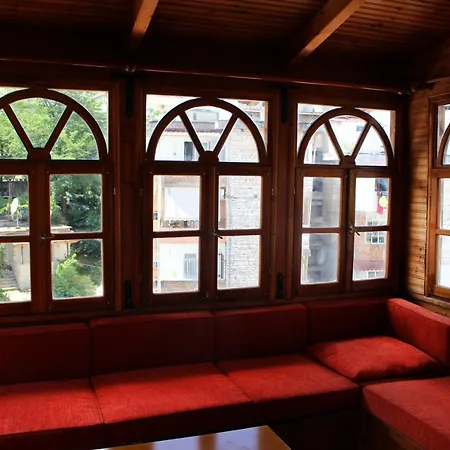 Babacari * Gjirokaster