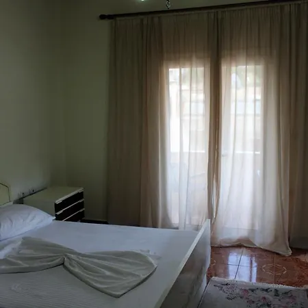 Babacari Apartment Gjirokaster